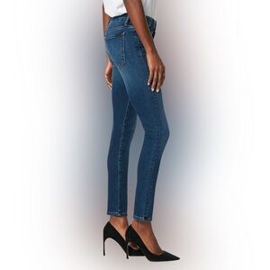 Joes jeans Skinny high waist cropped jeans.‎ Women size 33
